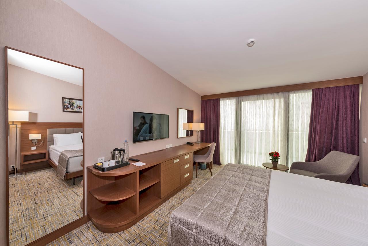 Land Park Hotel 伊斯坦布尔 外观 照片