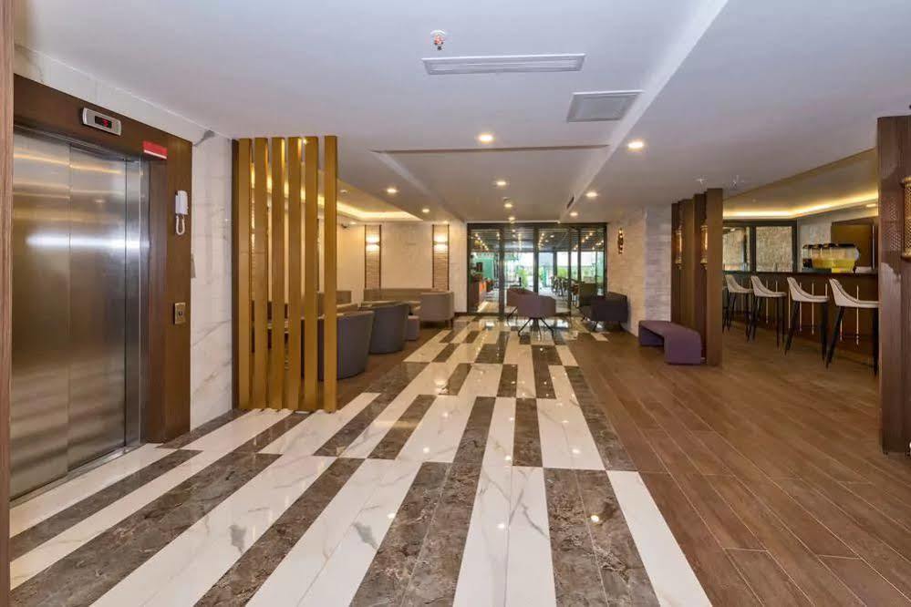 Land Park Hotel 伊斯坦布尔 外观 照片