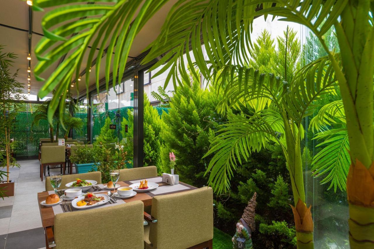Land Park Hotel 伊斯坦布尔 外观 照片